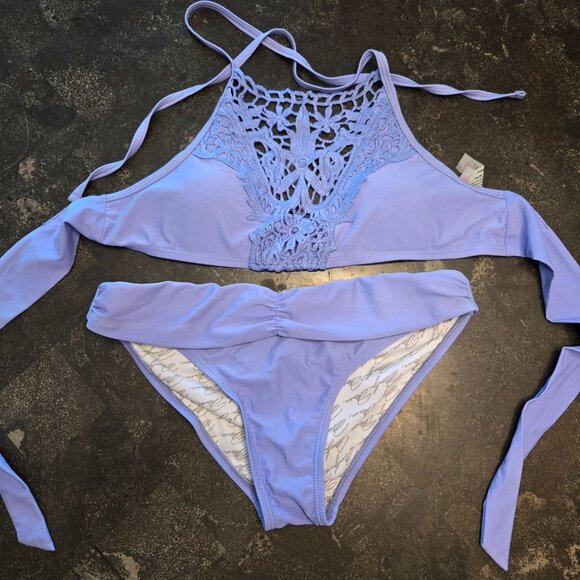 BUNDLE 2 FOR 1 {Marilyn Monroe} 2 KNOCKOUT BIKINIS for 1 PRICE- MAKE AN OFFER! - Picture 6 of 13